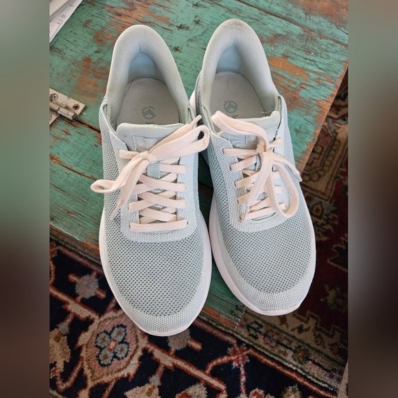 Kizik Shoes - KIZIK Athens Slip on Sneaker